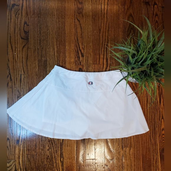 Champion Sports Skirt - Picture 1 of 7